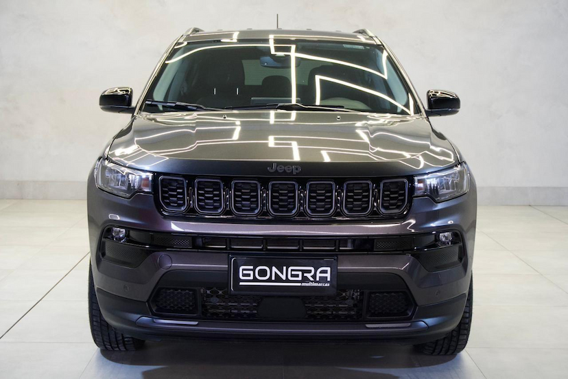 Foto do veículo JEEP COMPASS  LON NIG, EAGLE 1.3 4X2 FLEX AUT. 2025 17.840 KM 156.900,00