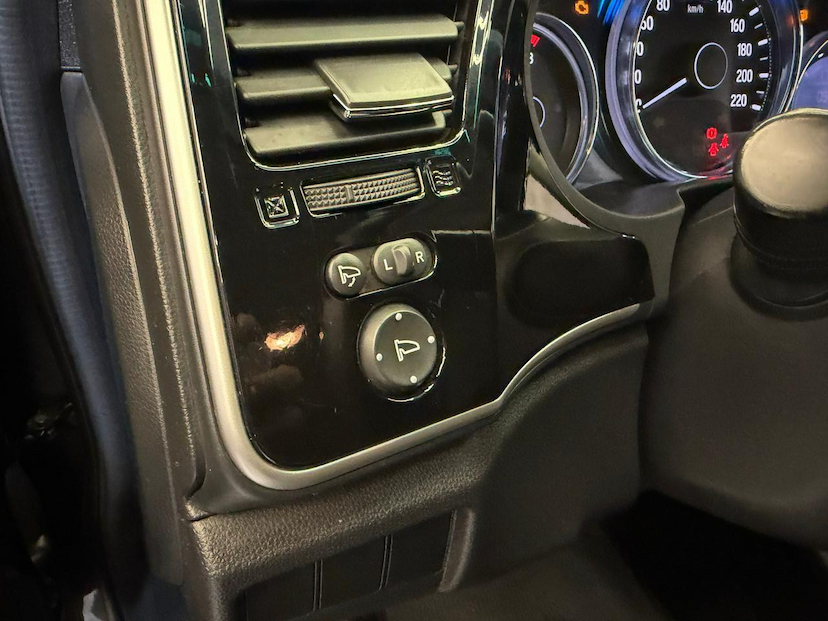 Foto do veículo HONDA CITY  EXL CVT 2019 91.500 KM 84.900,00
