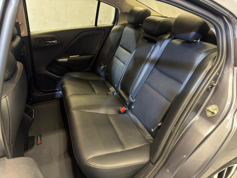 Foto do veículo HONDA CITY  EXL CVT 2019 91.500 KM 84.900,00