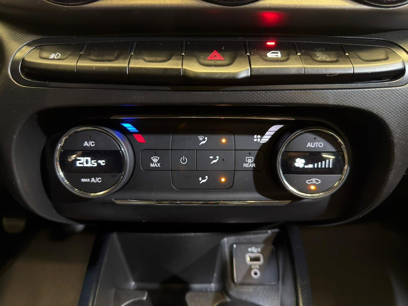 Foto do veículo FIAT CRONOS  DRIVE S-DESIGN 2024 33.166 KM 84.900,00