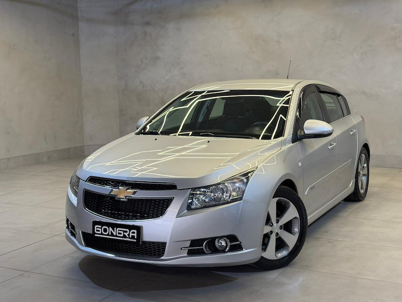 Foto do veículo CHEVROLET CRUZE  1.8 LT 16V FLEX 4P MANUAL 2014 121.499 KM 60.900,00