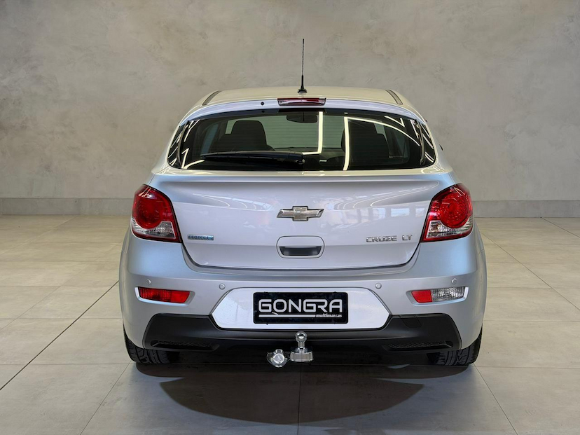 Foto do veículo CHEVROLET CRUZE  1.8 LT 16V FLEX 4P MANUAL 2014 121.499 KM 60.900,00