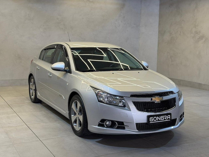 Foto do veículo CHEVROLET CRUZE  1.8 LT 16V FLEX 4P MANUAL 2014 121.499 KM 60.900,00