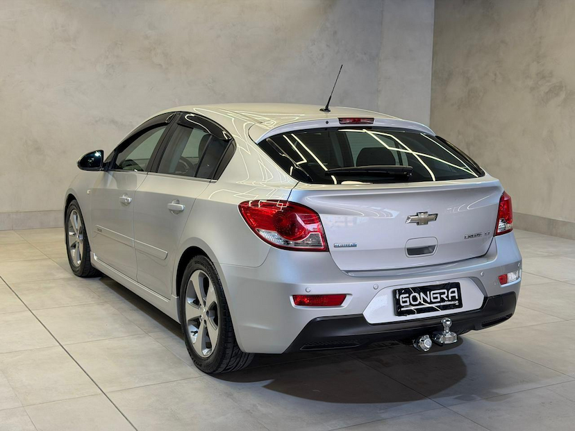 Foto do veículo CHEVROLET CRUZE  1.8 LT 16V FLEX 4P MANUAL 2014 121.499 KM 60.900,00