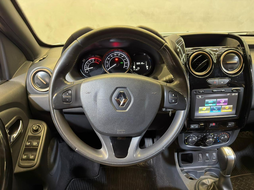 Foto do veículo RENAULT DUSTER  1.6 DYNAMIQUE 4X2 16V FLEX 4P AUT 2020 56.362 KM 75.900,00