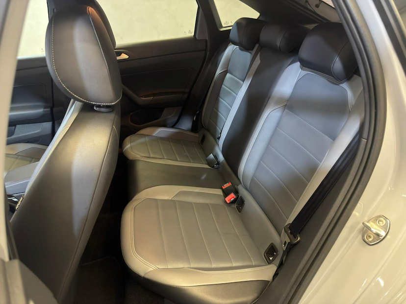 Foto do veículo VOLKSWAGEN NIVUS  HL TSI 2023 45.900 KM 116.900,00