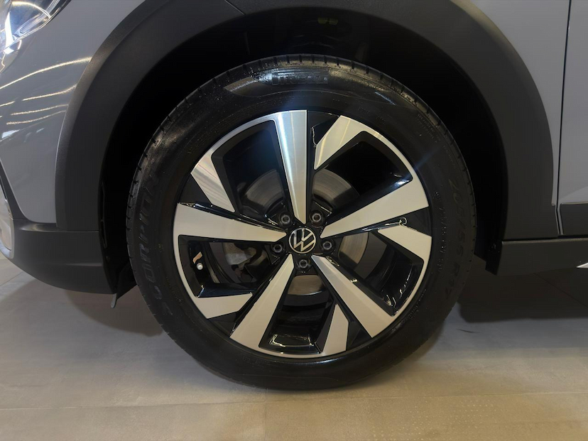Foto do veículo VOLKSWAGEN NIVUS  HL TSI 2023 45.900 KM 116.900,00