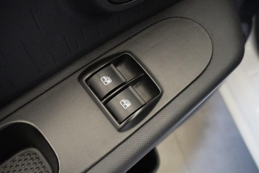 Foto do veículo FIAT MOBI  LIKE 2025 27.781 KM 58.900,00