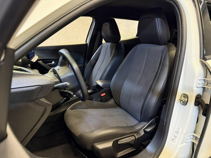 Foto do veículo PEUGEOT 2008  ACTIVE 2025 19.920 KM 114.900,00