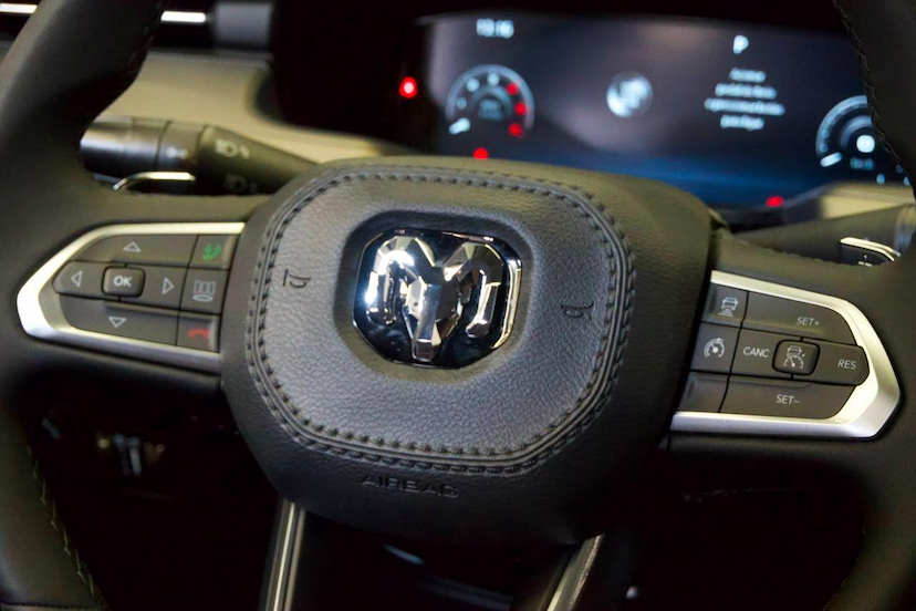 Foto do veículo RAM RAMPAGE  LARAMIE 2.2 TB CD 4X4 DIE. AUT. 2025 21.849 KM 214.900,00