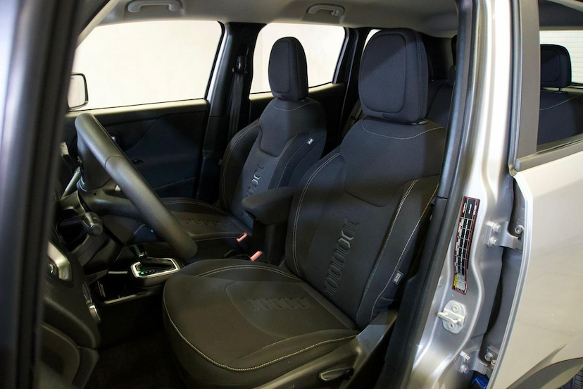Foto do veículo JEEP RENEGADE  SPORT T270 1.3 TB 4X2 FLEX AUT. 2022 74.618 KM 92.900,00