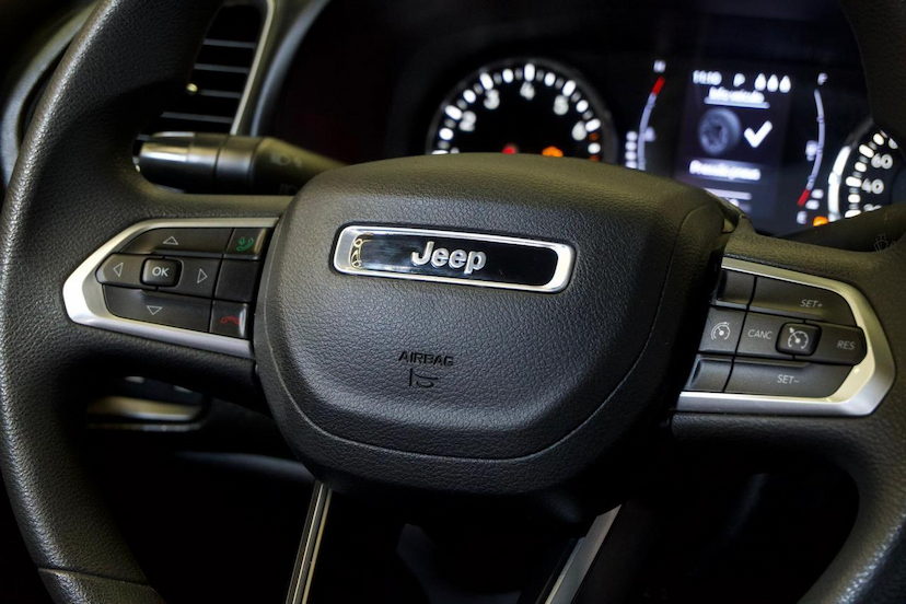 Foto do veículo JEEP RENEGADE  SPORT T270 1.3 TB 4X2 FLEX AUT. 2022 74.618 KM 92.900,00