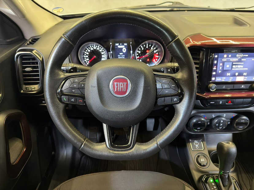 Foto do veículo FIAT TORO  FREEDOM 1.8 16V FLEX AUT 2021 68.980 KM 98.900,00