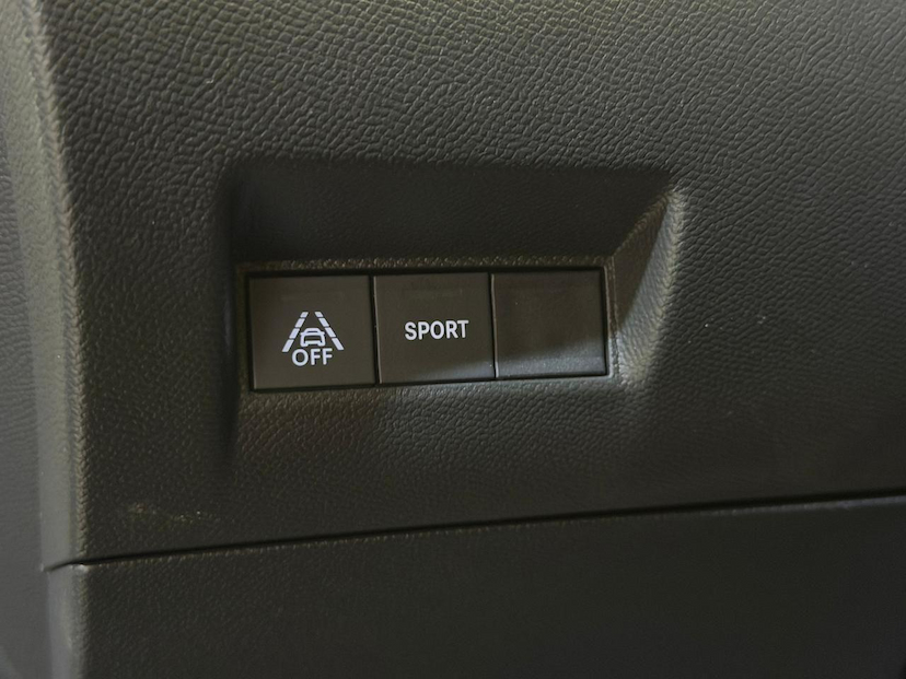 Foto do veículo PEUGEOT 2008  GT 1.0 TURBO FLEX 5P AUT. 2025 8.147 KM 139.900,00