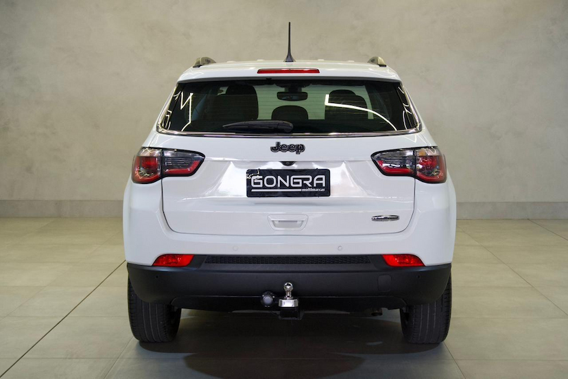 Foto do veículo JEEP COMPASS  LONGITUDE 2.0 4X2 FLEX 16V AUT 2020 73.424 KM 97.900,00