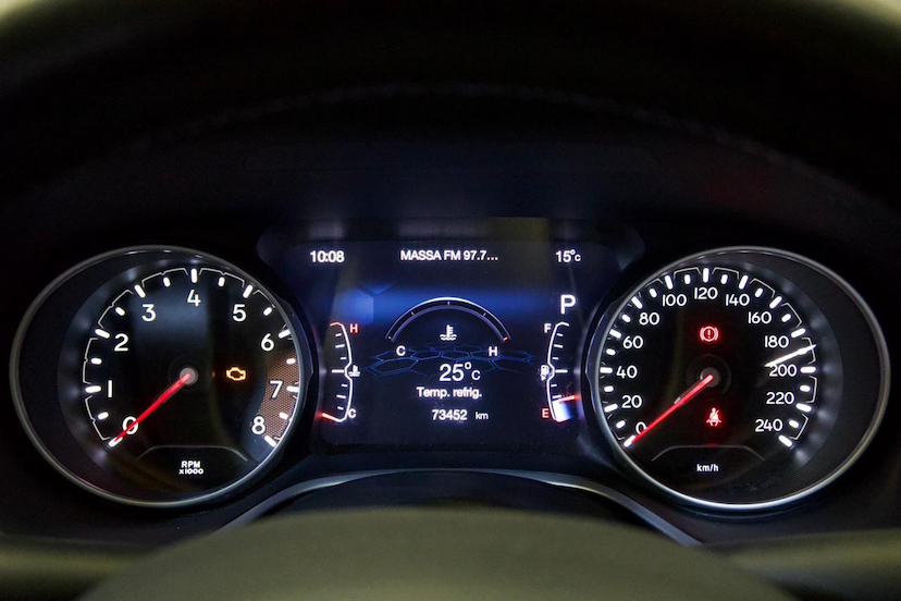 Foto do veículo JEEP COMPASS  LONGITUDE 2.0 4X2 FLEX 16V AUT 2020 73.424 KM 97.900,00