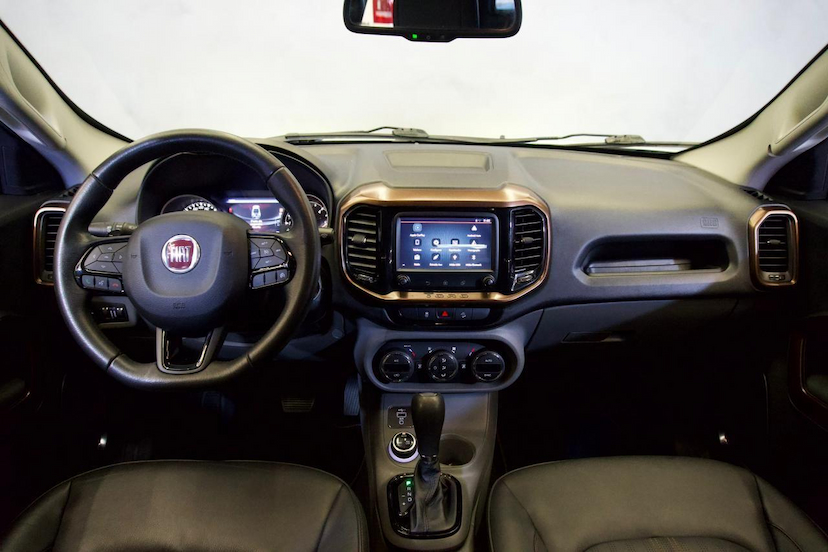 Foto do veículo FIAT TORO  VOLCANO AT9 D4 2020 14.424 KM 114.900,00