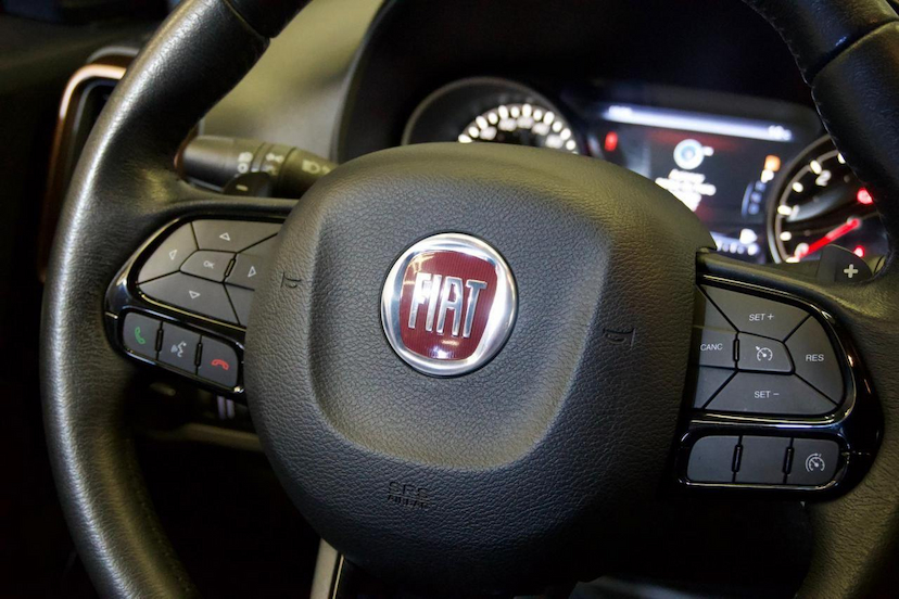 Foto do veículo FIAT TORO  VOLCANO AT9 D4 2020 14.424 KM 114.900,00