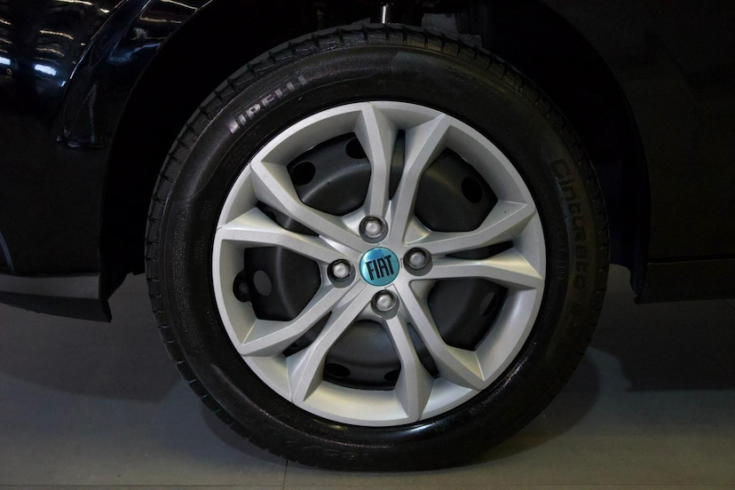 Foto do veículo FIAT ARGO  DRIVE 1.0 2025 37.911 KM 69.900,00