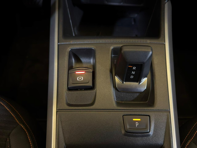Foto do veículo RENAULT KARDIAN  PREM. ED FLEX 1.0 TB 12V 5P AUT. 2025 12.228 KM 110.900,00