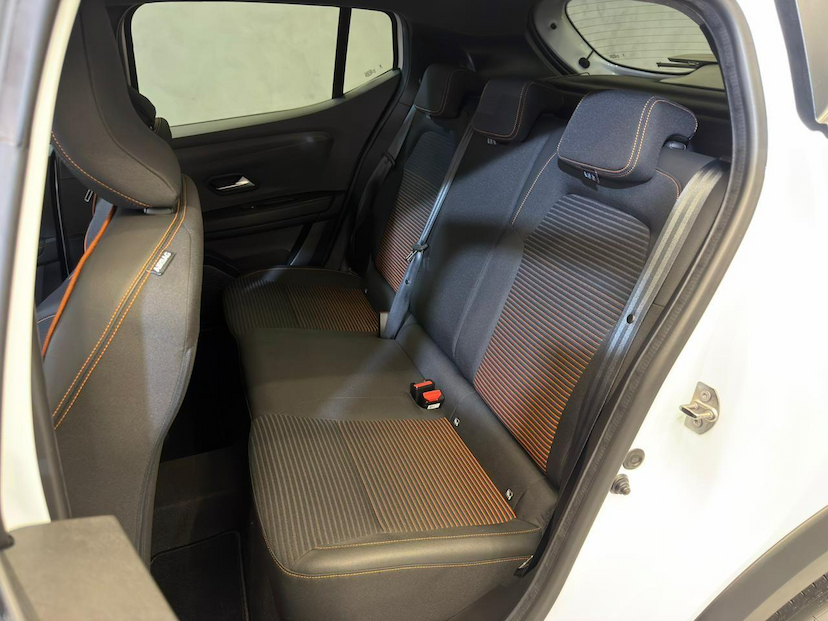 Foto do veículo RENAULT KARDIAN  PREM. ED FLEX 1.0 TB 12V 5P AUT. 2025 12.228 KM 110.900,00