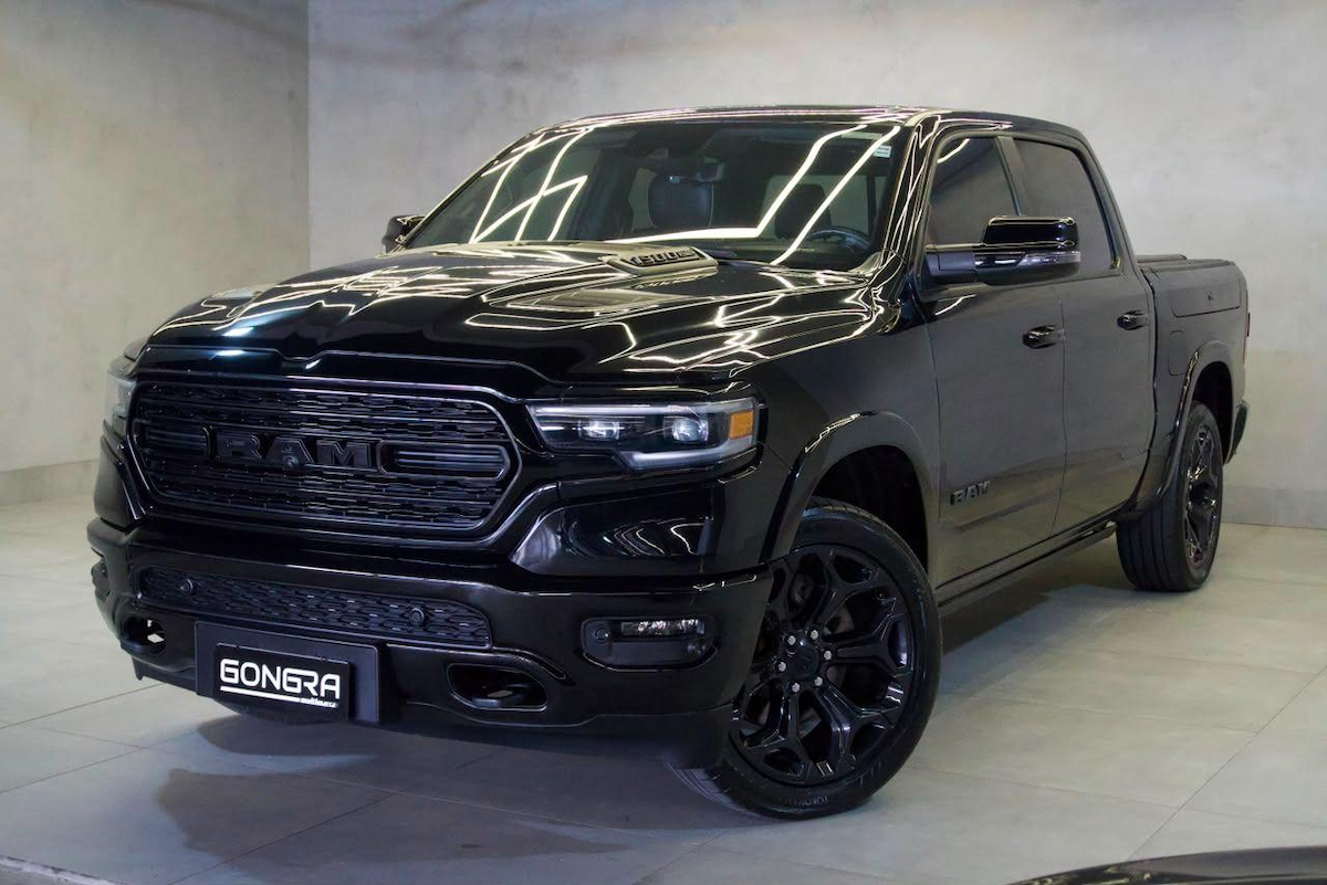 Foto do veículo RAM 1500  LIMITED 5.7 CD 4x4 Aut. 2023/2024 28.938 KM R$ 462.900,00