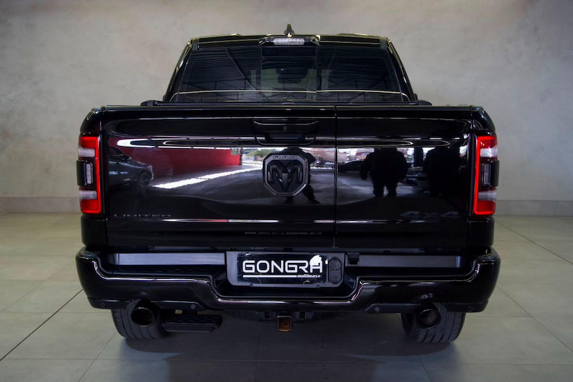 Foto do veículo RAM 1500  LIMITED NIGHT EDITION 5.7 4X4 AUT. 2024 28.938 KM 462.900,00