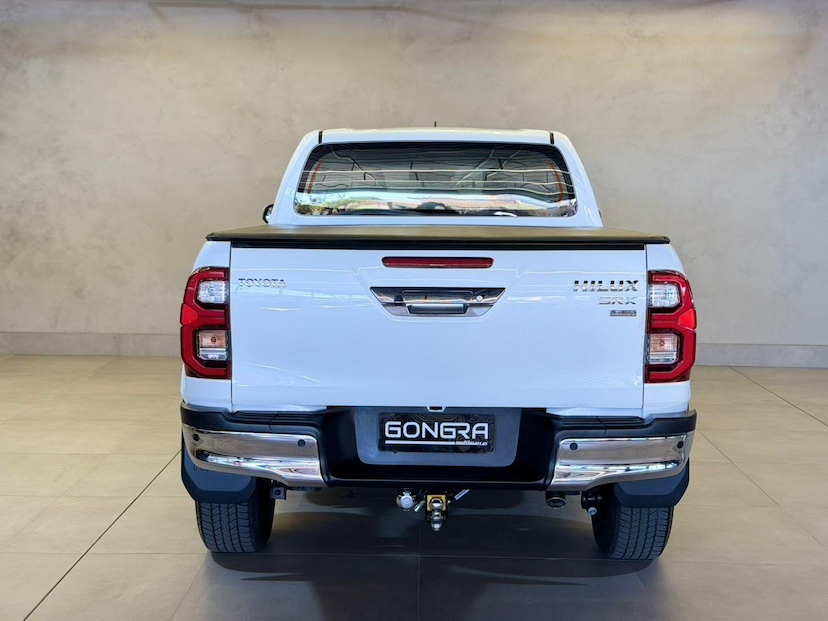 Foto do veículo TOYOTA HILUX  CD SRX PLUS 4X4 2.8 TDI DIE. AUT. 2024 35.881 KM 289.900,00