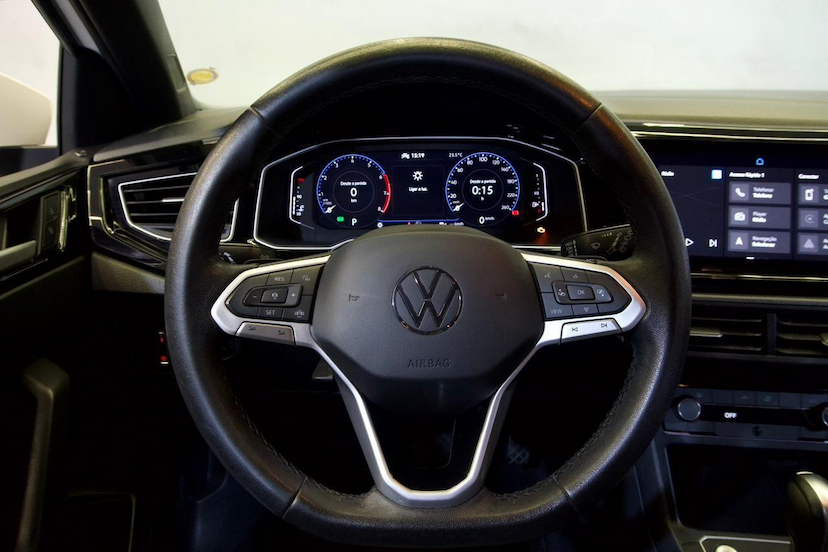 Foto do veículo VOLKSWAGEN NIVUS  HL TSI AD 2021 66.445 KM 105.900,00