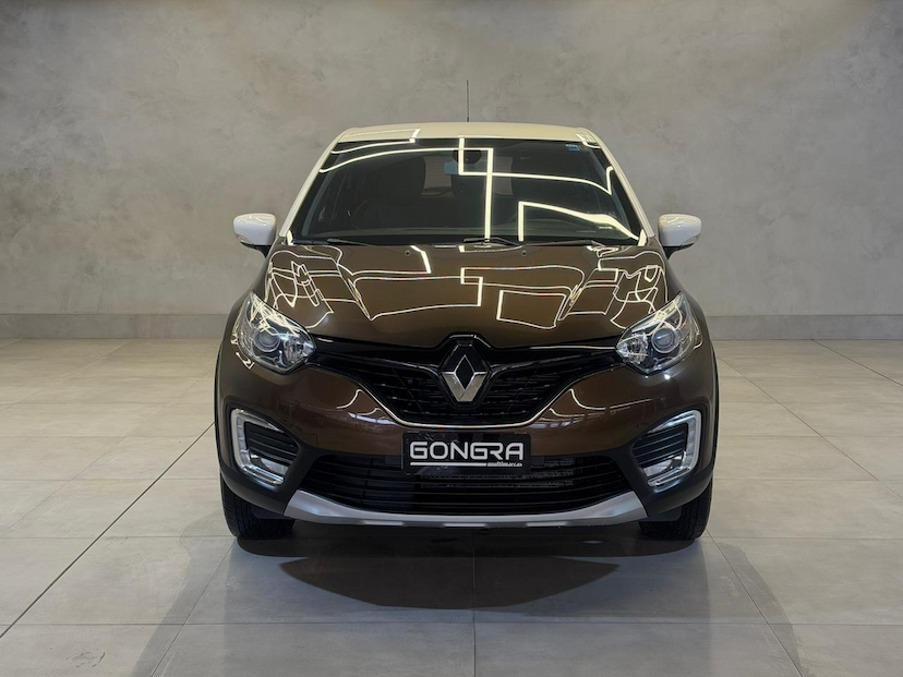 Foto do veículo RENAULT CAPTUR  INTENSE 1.6 16V FLEX 5P AUT 2018 81.004 KM 74.900,00