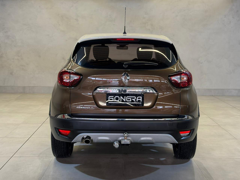 Foto do veículo RENAULT CAPTUR  INTENSE 1.6 16V FLEX 5P AUT 2018 81.004 KM 74.900,00