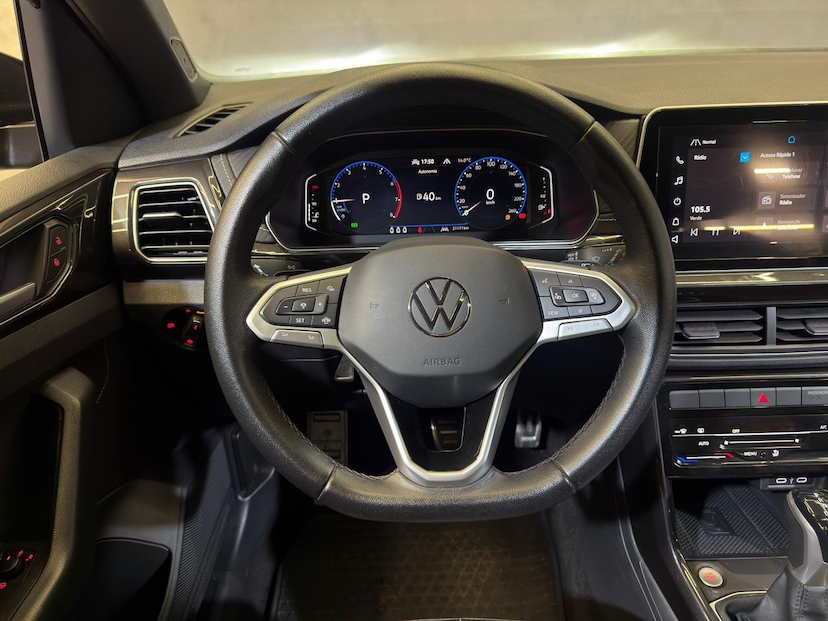 Foto do veículo VOLKSWAGEN T-CROSS T CROSS HIGHLINE 250 TSI AUT 2025 21.149 KM 144.900,00