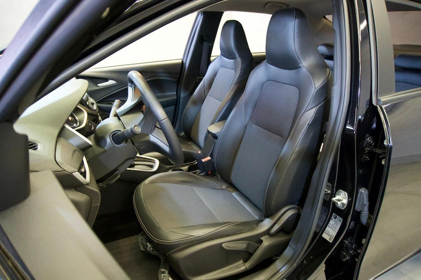 Foto do veículo CHEVROLET ONIX  PLUS 10TAT LTZ 2025 12.092 KM 98.900,00