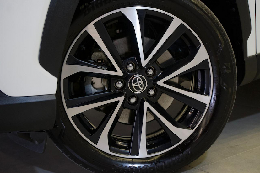 Foto do veículo TOYOTA COROLLA CROSS  XRE 2.0 FLEX AUT 2026 24.438 KM 179.900,00