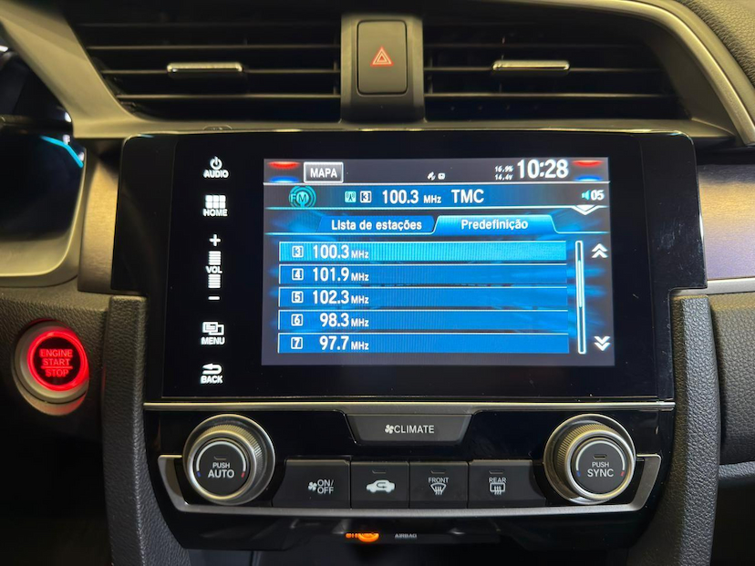 Foto do veículo HONDA CIVIC  SEDAN TOURING 1.5 TURBO 16V AUT.4P 2019 71.624 KM 139.900,00