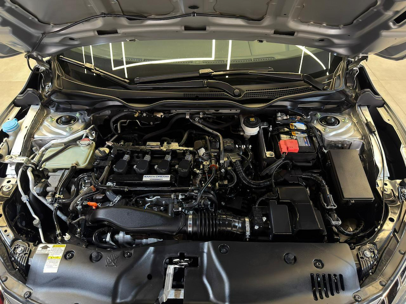 Foto do veículo HONDA CIVIC  SEDAN TOURING 1.5 TURBO 16V AUT.4P 2019 71.624 KM 139.900,00