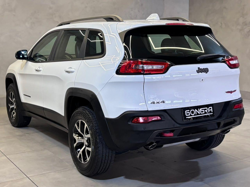 Foto do veículo JEEP CHEROKEE  TRAILHAWK 3.2 4X4 V6 AUT 2014 34.423 KM 102.900,00