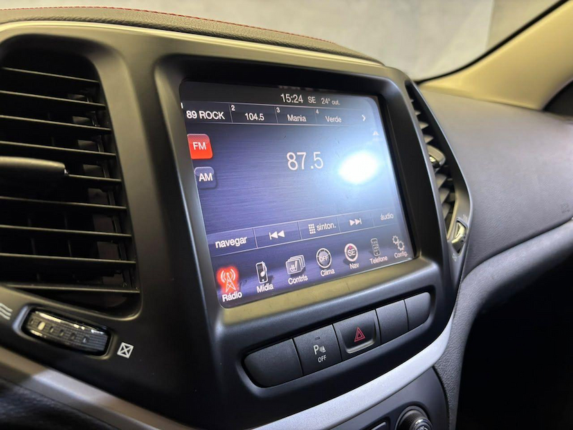 Foto do veículo JEEP CHEROKEE  TRAILHAWK 3.2 4X4 V6 AUT 2014 34.423 KM 102.900,00