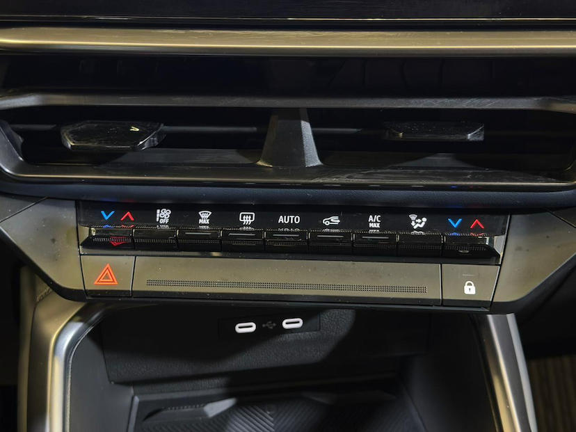 Foto do veículo RENAULT BOREAL  ICONIC 1.3 TURBO 16V 5P AUT. 2026 6.451 KM 179.900,00
