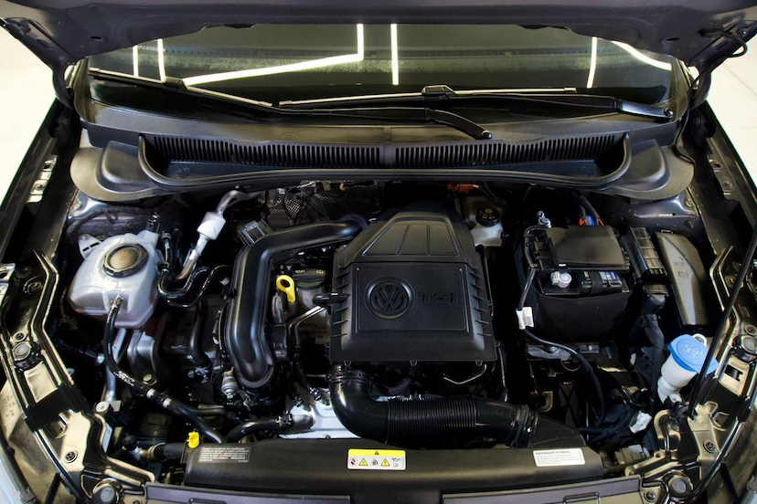 Foto do veículo VOLKSWAGEN NIVUS  1.0 200 TSI HIGHLINE 2021 48.850 KM 106.900,00