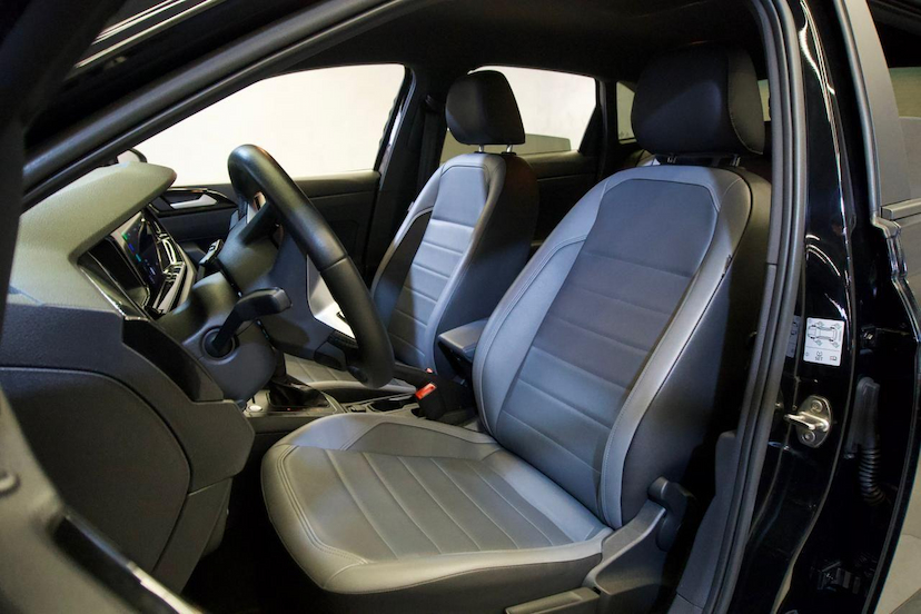 Foto do veículo VOLKSWAGEN NIVUS  1.0 200 TSI HIGHLINE 2021 48.850 KM 106.900,00