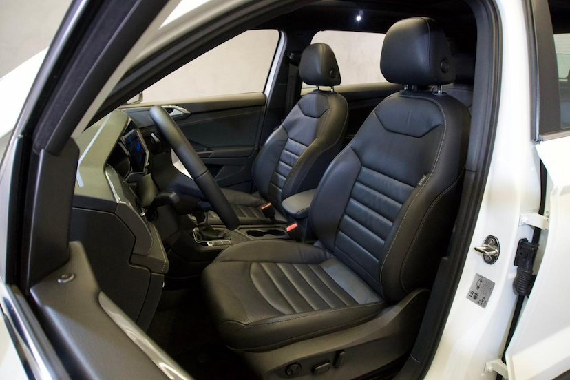 Foto do veículo VOLKSWAGEN TAOS  HIGHLINE 250 TSI 2024 29.020 KM 165.900,00