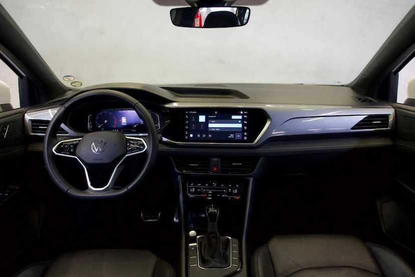 Foto do veículo VOLKSWAGEN TAOS  HIGHLINE 250 TSI 2024 29.020 KM 165.900,00