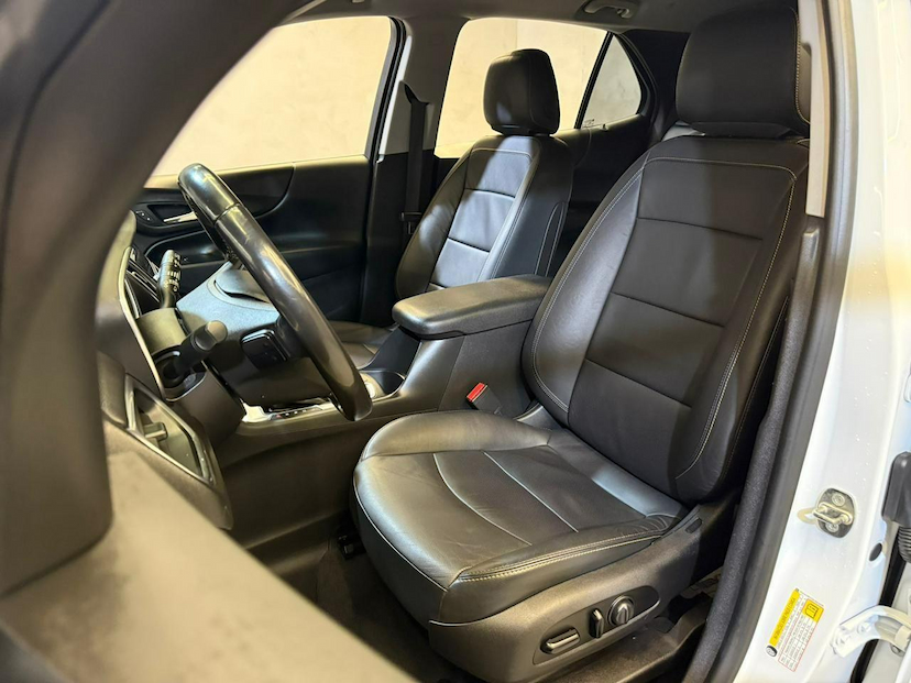 Foto do veículo CHEVROLET EQUINOX  LT 2.0 TURBO 262CV AUT. 2019 68.700 KM 108.900,00