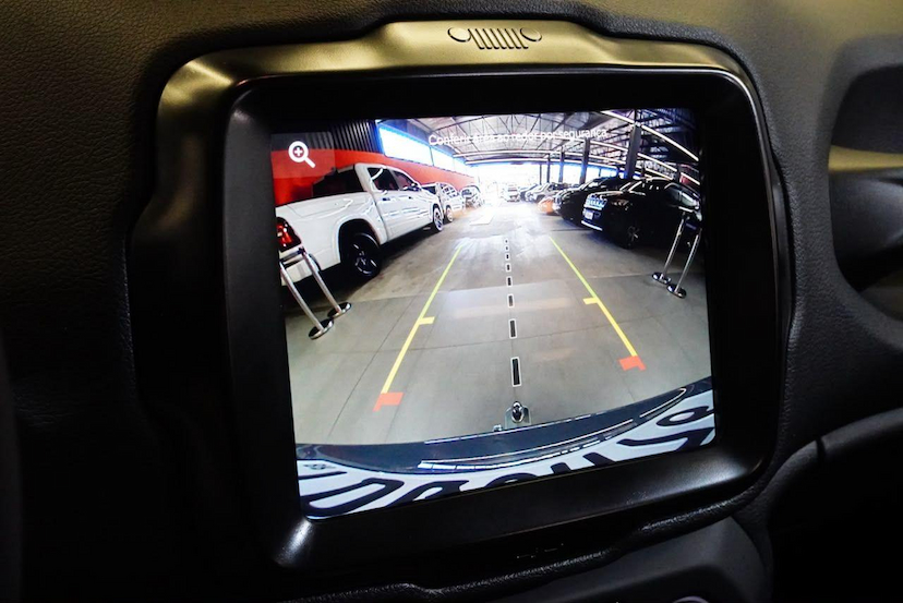 Foto do veículo JEEP RENEGADE  LONGITUDE NIGHT EAGLE 1.3 TB FLEX AUT 2025 10.739 KM 128.900,00