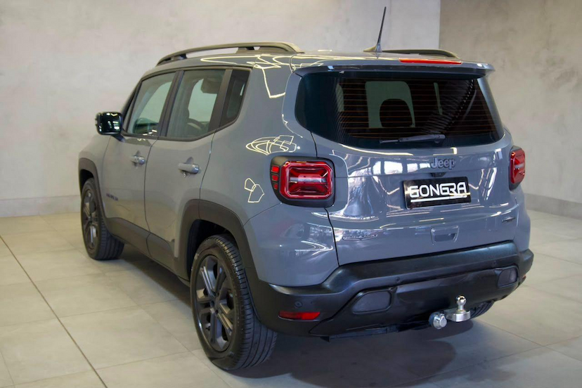 Foto do veículo JEEP RENEGADE  LONGITUDE NIGHT EAGLE 1.3 TB FLEX AUT 2025 10.739 KM 128.900,00