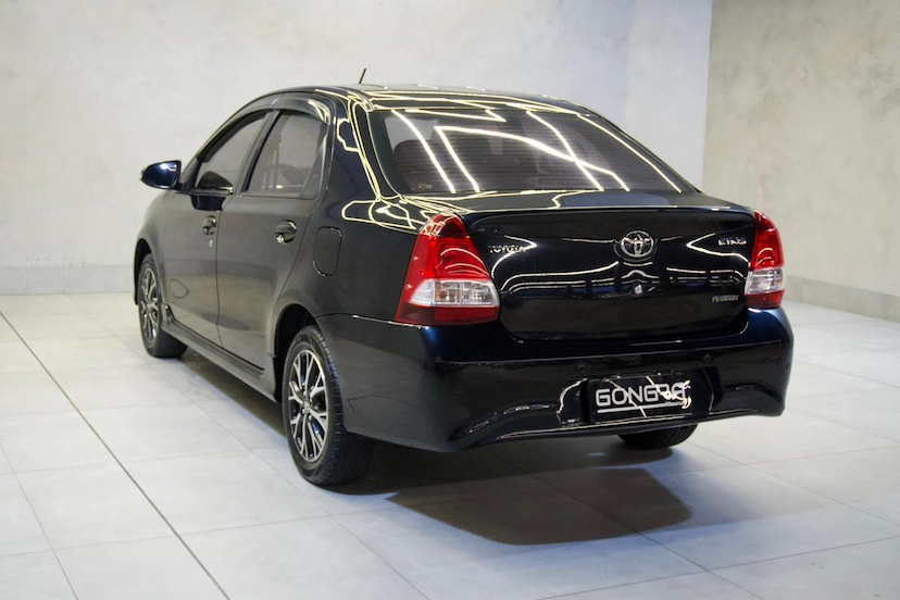 Foto do veículo TOYOTA ETIOS  SD PLT15 AT 2018 74.225 KM 69.900,00