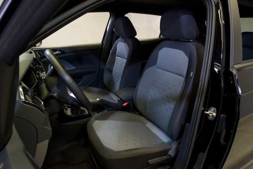 Foto do veículo VOLKSWAGEN T-CROSS T CROSS CL TSI 2023 23.186 KM 113.900,00