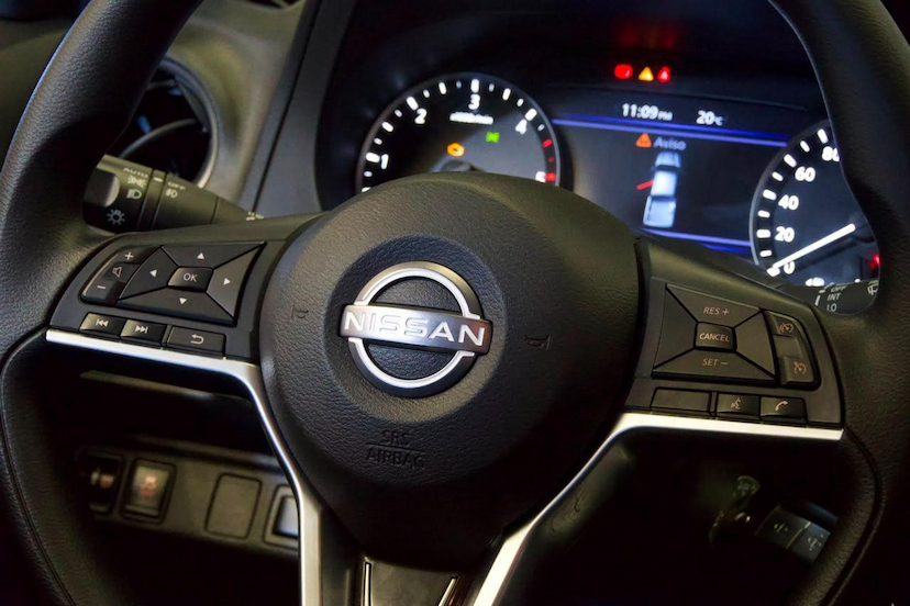 Foto do veículo NISSAN FRONTIER  ATTACK 2.3 BITURBO 4X4 AUT 2025 28.389 KM 204.900,00