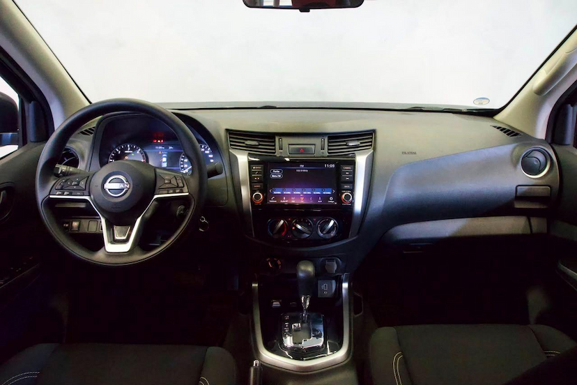 Foto do veículo NISSAN FRONTIER  ATTACK 2.3 BITURBO 4X4 AUT 2025 28.389 KM 204.900,00